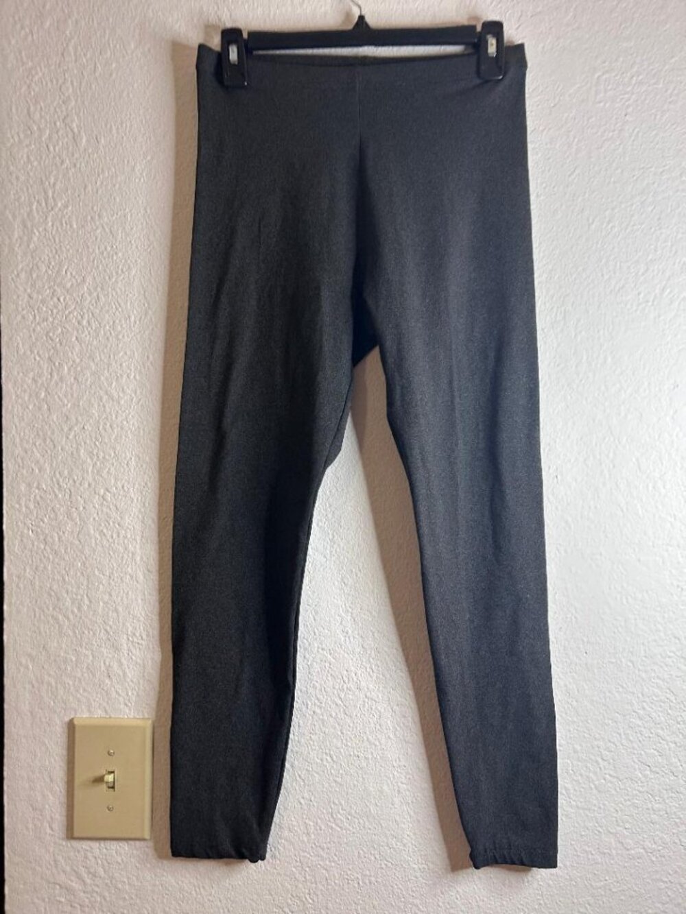 Dark Gray Stretchy Leggings Size Large Brand Just Be
